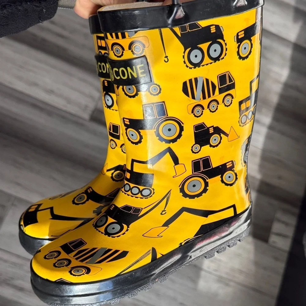 NWOT Lone Cone Kids Yellow Construction Rain Boots